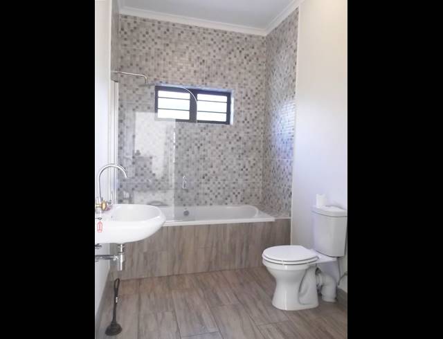 3 bed property to rent in OBSERVATORY